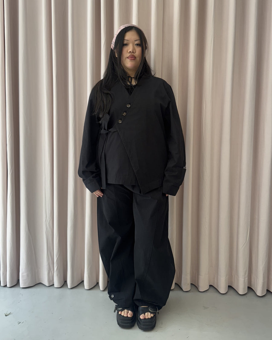 NAVY HANBOK TIE BLAZER — size L