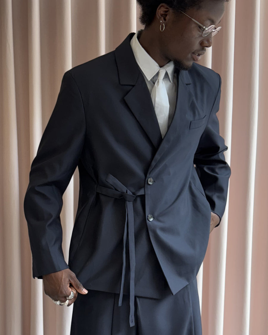 BLACK DOUBLE DUTY BLAZER — size M