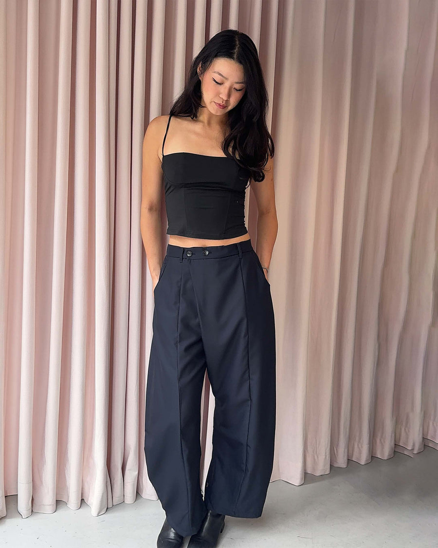 CHARCOAL PLEATED HANBOK SLACKS — size M
